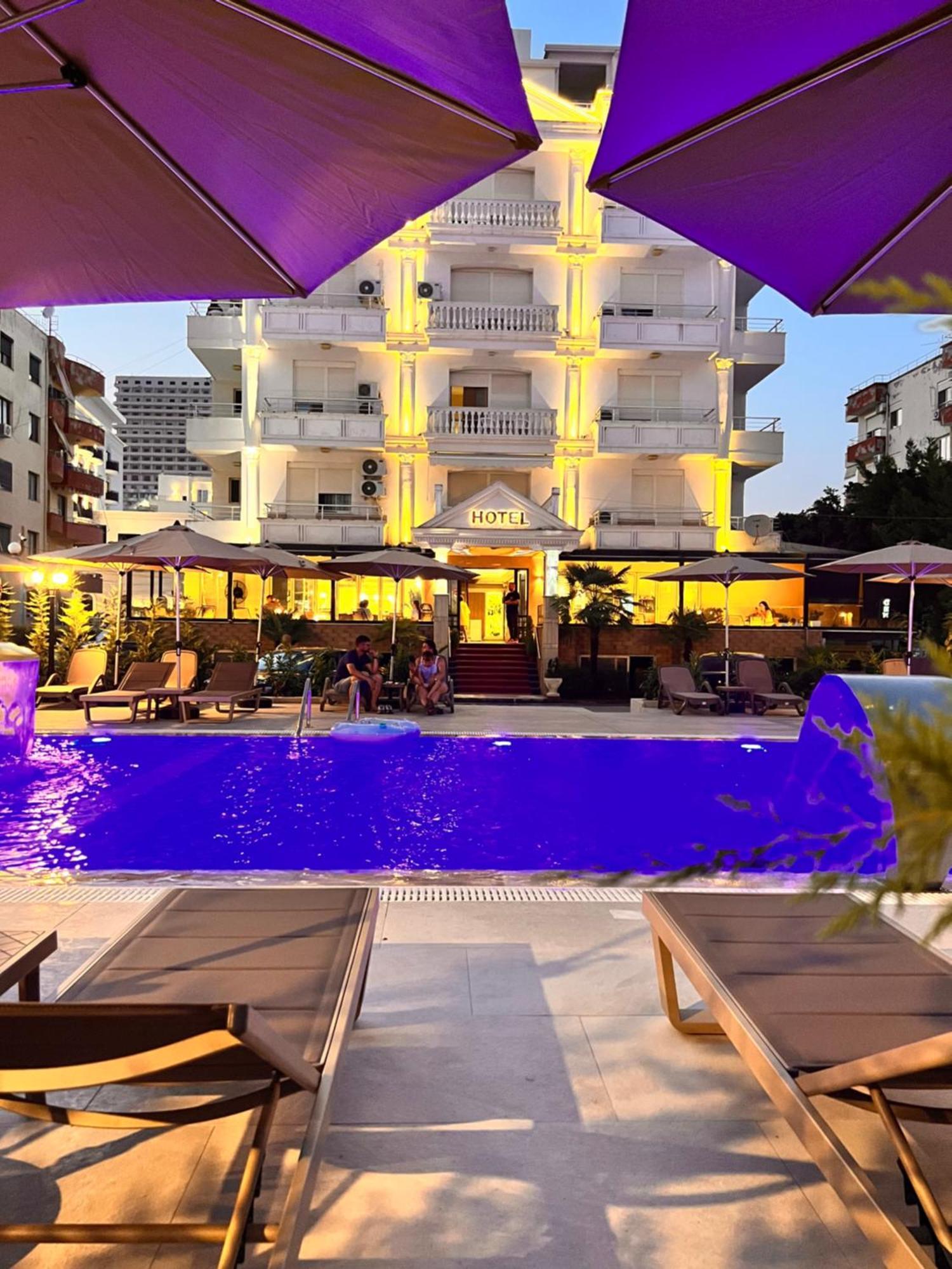 Lyden Hotel Golem (Tirana)